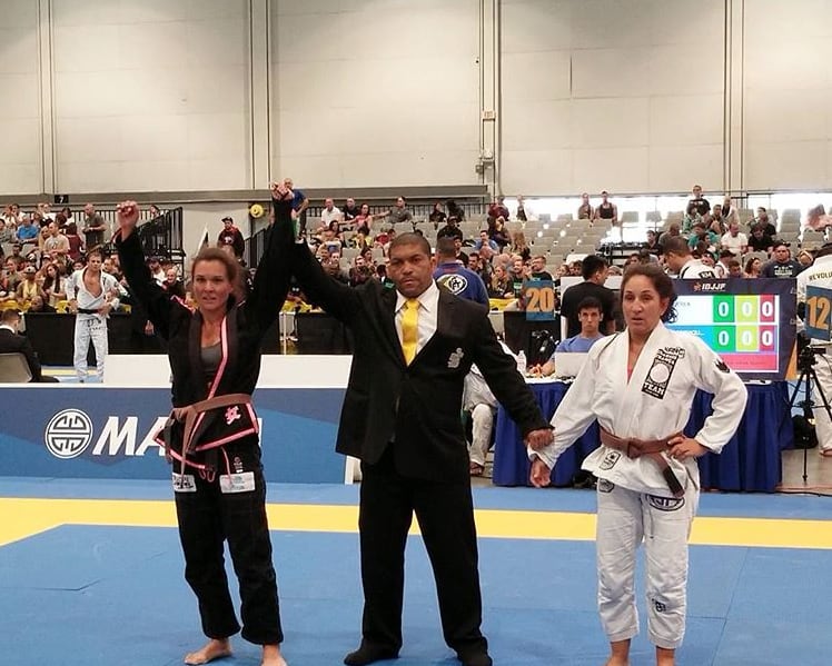 La primera panameña en traer el oro por un mundial de jiu jitsu