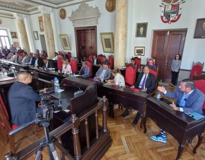 Alcalde Fábrega retiene fondos de funcionamiento a cinco juntas comunales