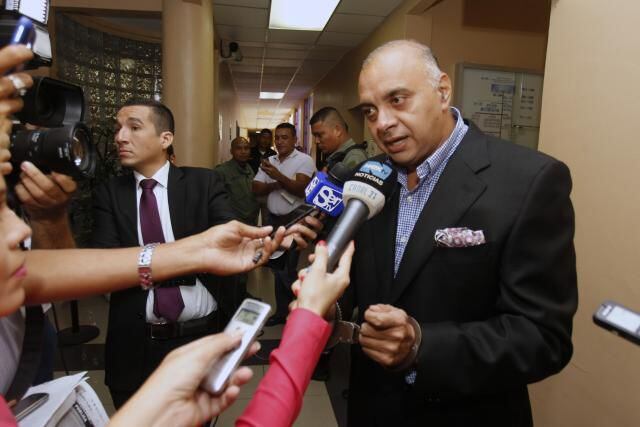 Tito Galo Lara Yépez presenta querella contra Francisco Tito Galo Lara Yépez presenta querella contra Francisco