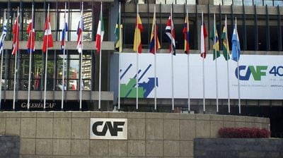 La CAF aprueba un crédito de $800 millones para Ecuador