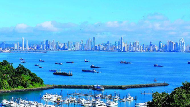 La Unión Europea saca a Panamá de la lista negra de paraísos fiscales