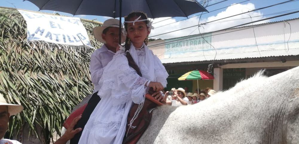 Concluye el Festival del Manito de Ocú con desfile folclórico