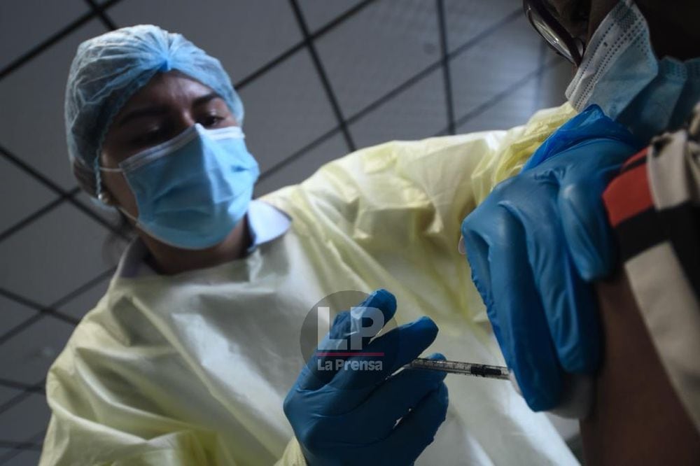 Proceso de vacunación sigue este miércoles en circuitos de Chiriquí, Veraguas y Panamá