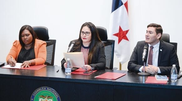 Asamblea Nacional podría remover del cargo al defensor del Pueblo