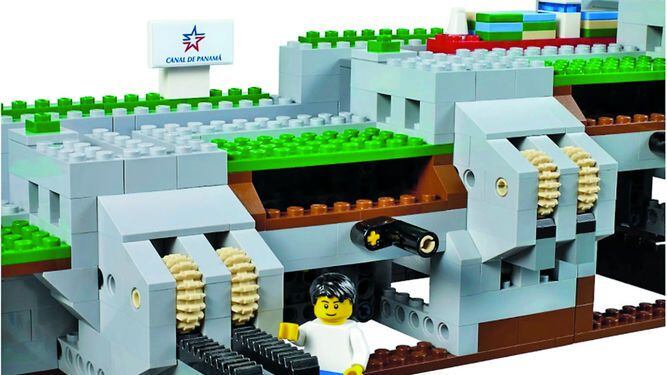 El Canal de Panamá en piezas de Lego