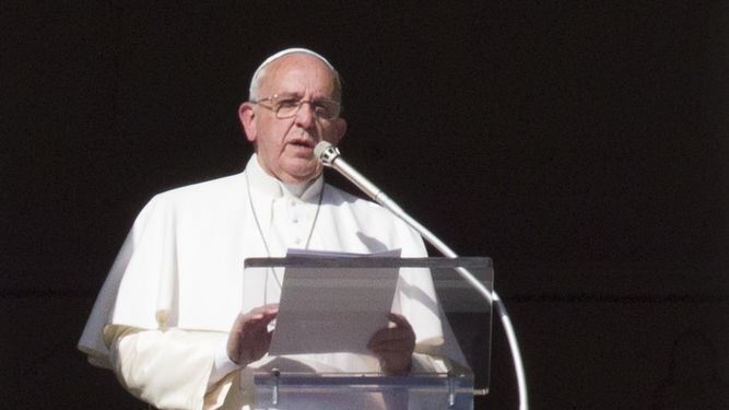 Vaticano publica documento sobre homosexuales, familia, divorciados