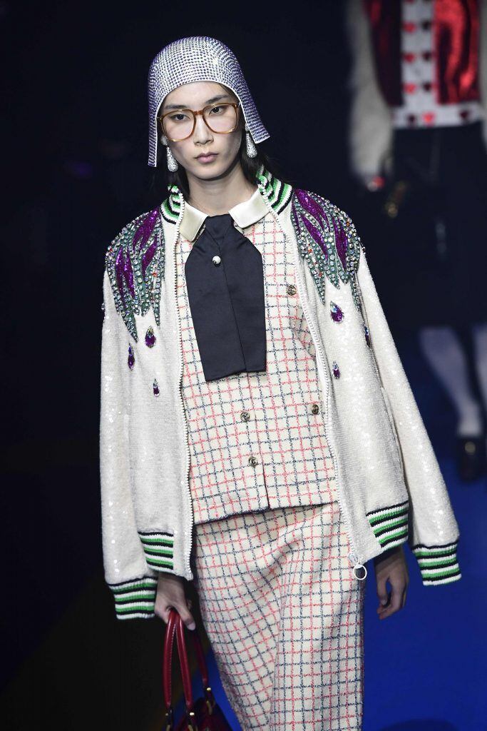 Gucci trae la década de 1980 de vuelta en el Milán Fashion Week