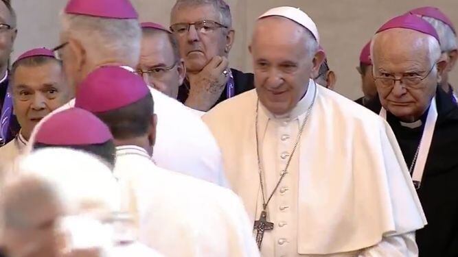 El papa pide a los obispos ayuda para superar los 'miedos y recelos' de la migración
