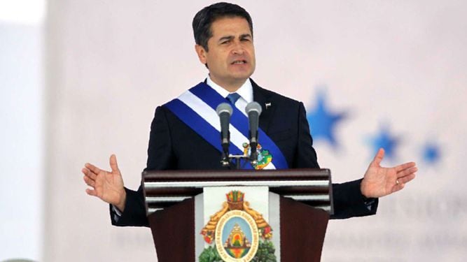 Presidente de Honduras denuncia que bandas criminales mutan para influir en política