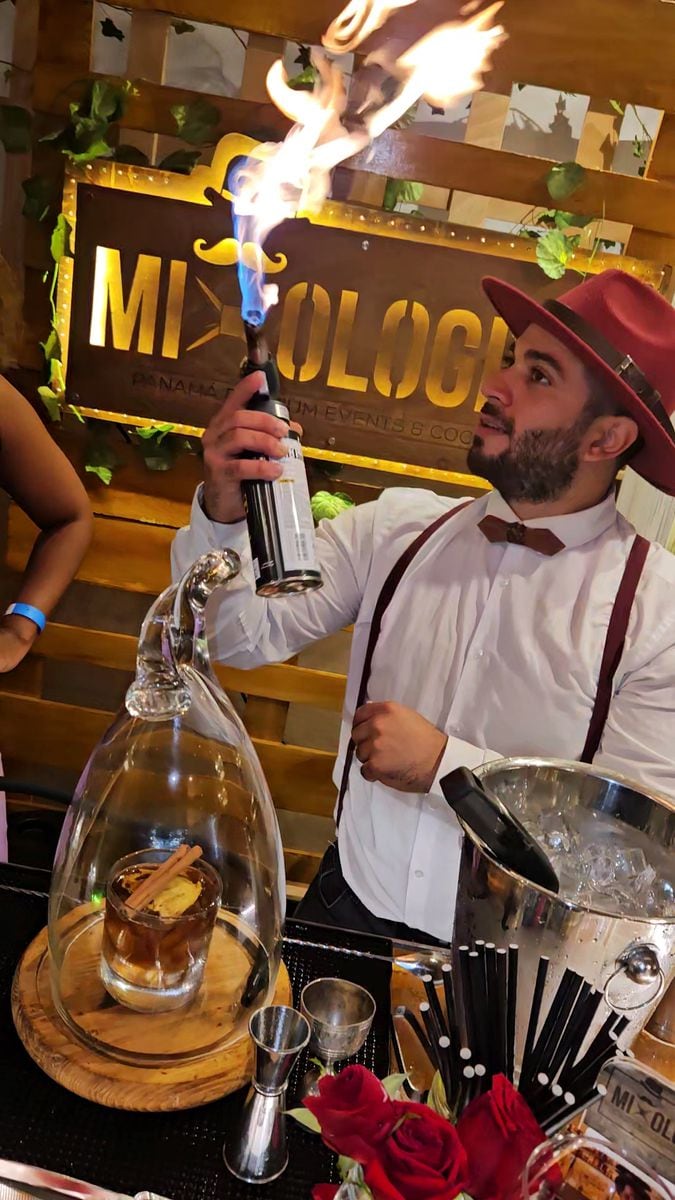 Los cócteles de ELLAS y Mixologist en el Wine & Cocktails Fusion Fest
