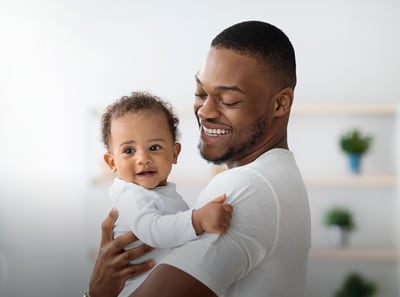 Superando las barreras de la paternidad: el camino a la fertilidad masculina