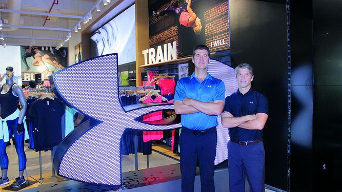 Under Armour abre nueva tienda en el Town Center