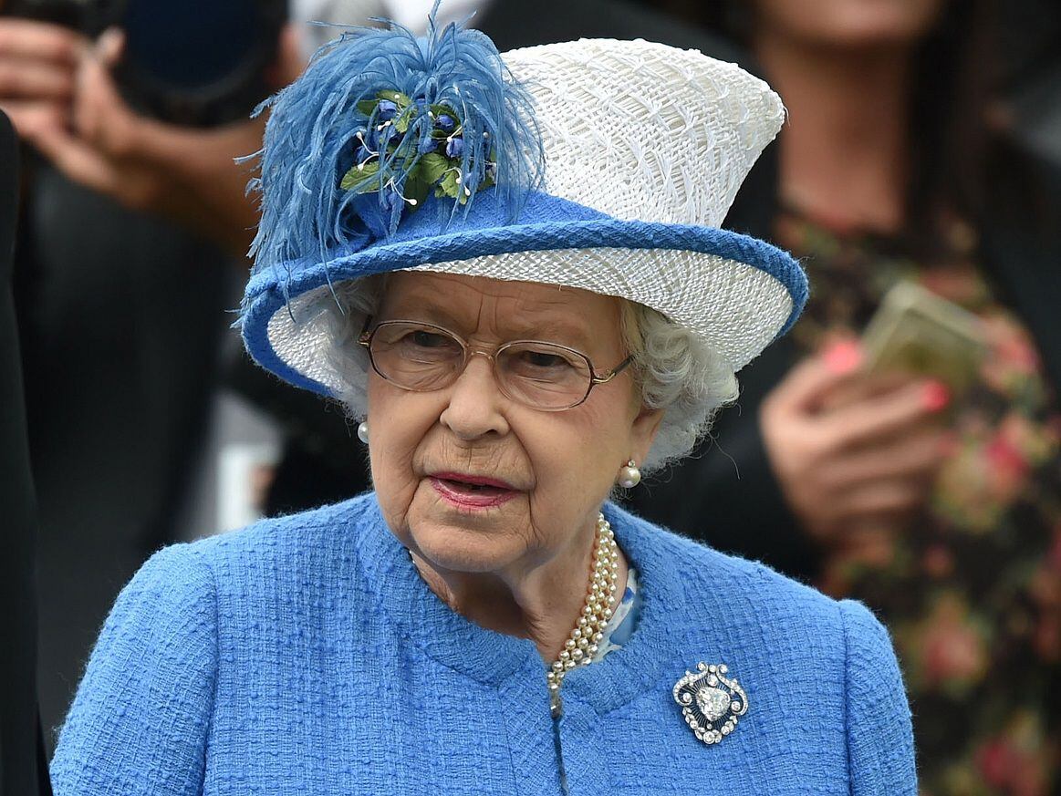 Preocupación por el estado de salud de la reina Isabel II