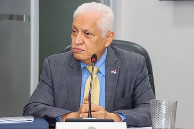 ‘Sí se aumentó la planilla’, admite viceministro del MEF; Juan Diego Vásquez lo tilda de vergonzoso