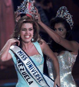 Chelsi Smith, Miss Universo 1995, falleció a los 45 años