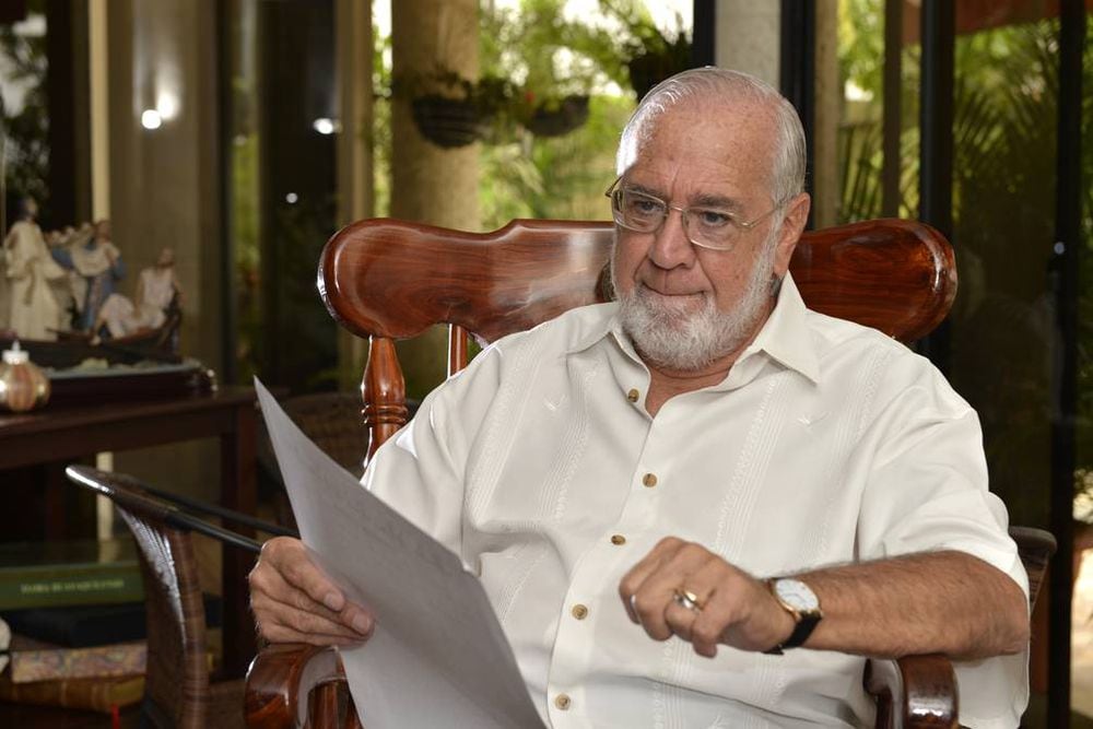 Former President Gustavo Noboa Died