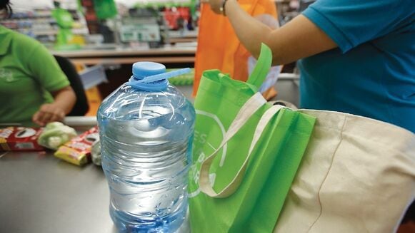 Bolsas plásticas desaparecen de locales de venta al por menor