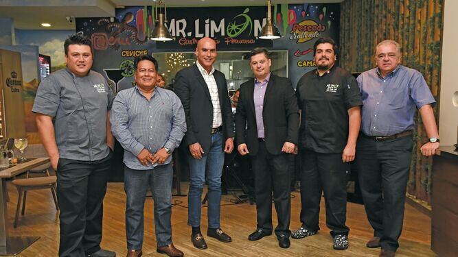 Gran reapertura de la cadena de restaurantes Mr. Limón en Panamá