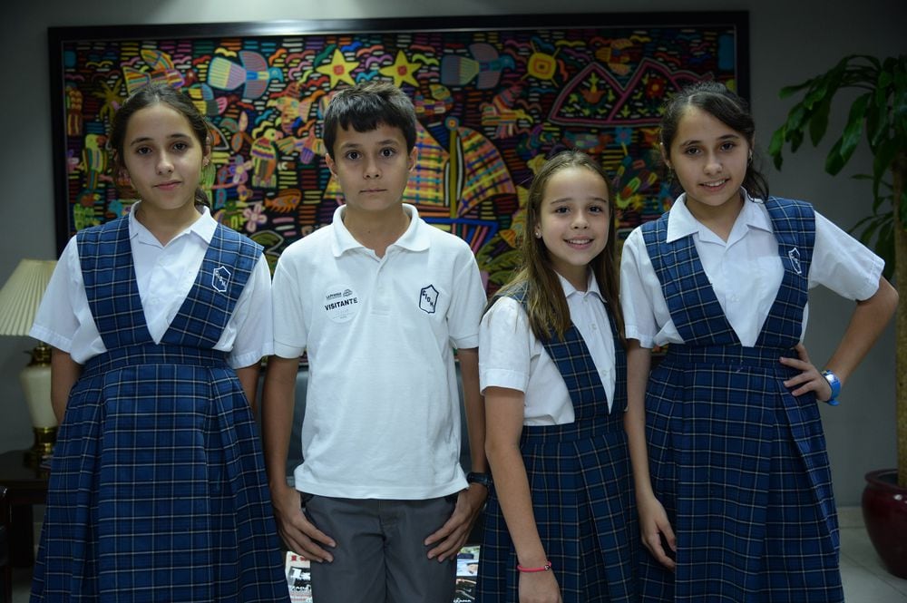Jóvenes buscan en la ciencia y robótica opciones para el desarrollo sostenible