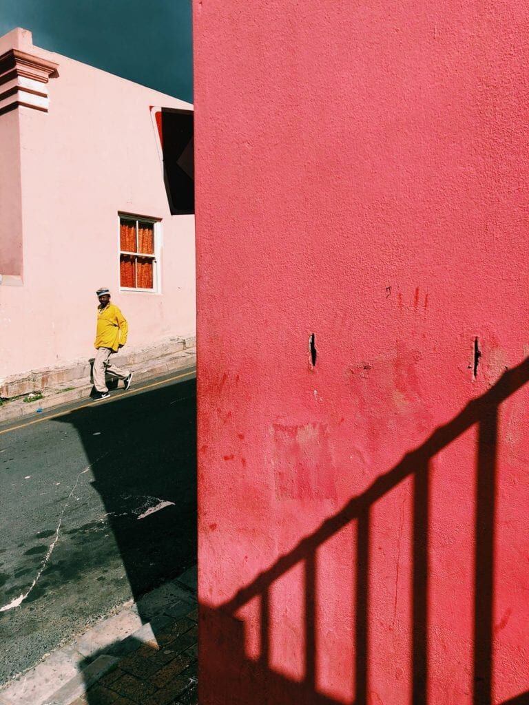 La calle y su geometría, panameña expone en Bienal de Venecia fotos de su celular