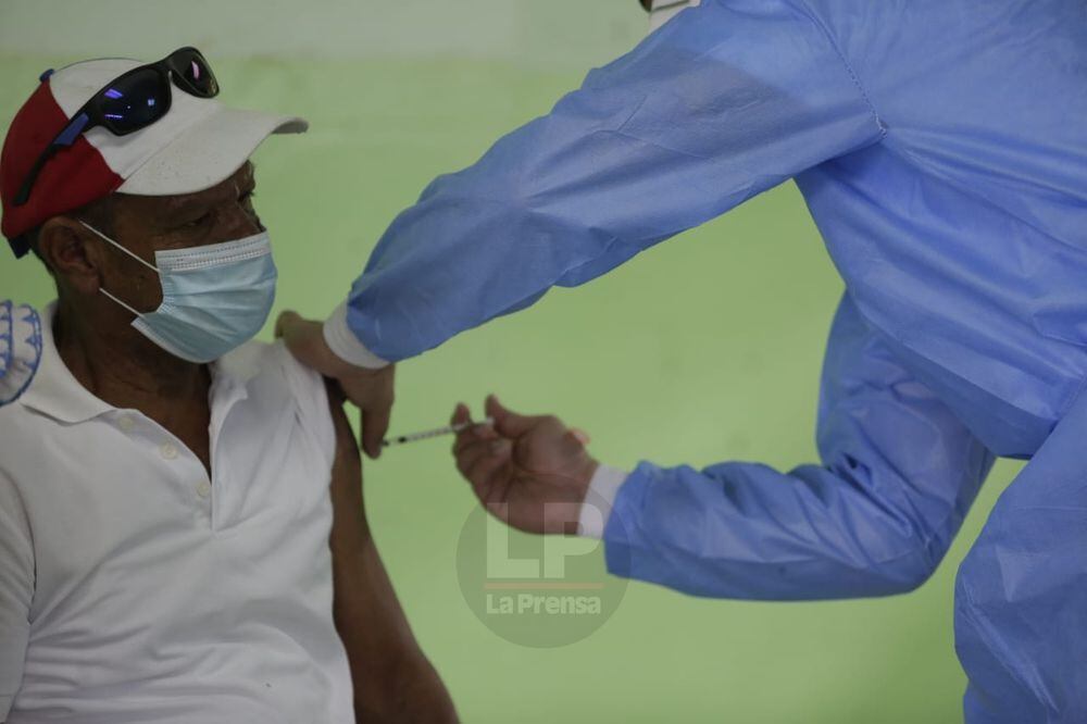 San Miguelito cerró su cuarta jornada con 41,028 personas mayores de 60 años vacunadas