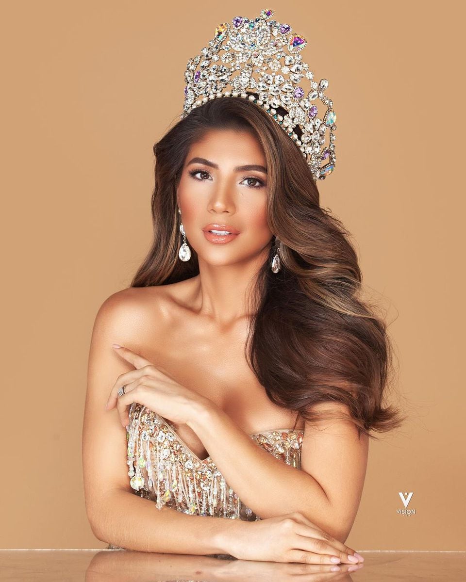 Daniela Jiménez, primera madre rumbo a la corona del Miss Universo Panamá