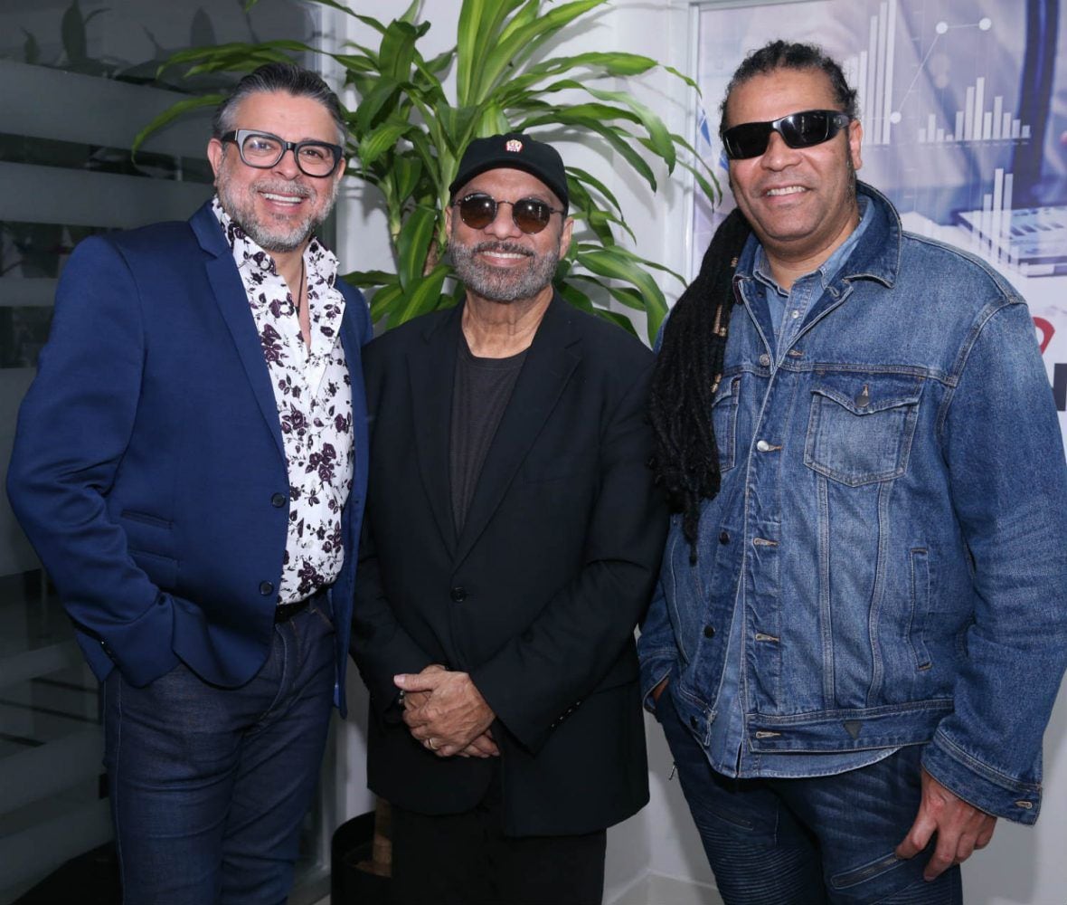 El ‘unplugged’ de Luis Enrique, Amaury Gutiérrez y Omar Alfanno en Panamá