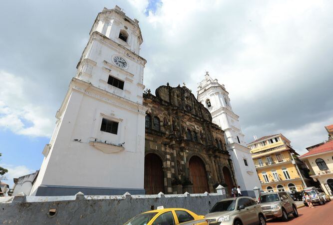 Comité culmina pliego para restaurar Catedral Metropolitana