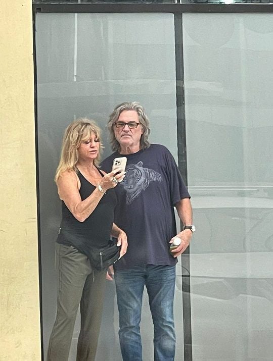 Kurt Russell y Goldie Hawn, en las calles de Panamá