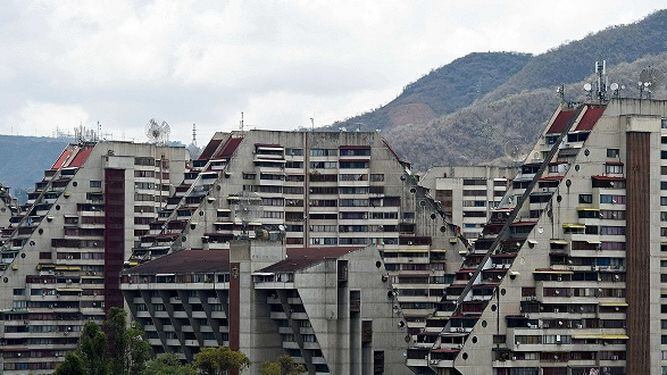 Ricos, clase media y pobres: la crisis golpea a todos en  Venezuela