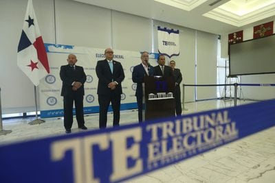 Por decisión unilateral del TE, Mulino es candidato presidencial de RM y Alianza