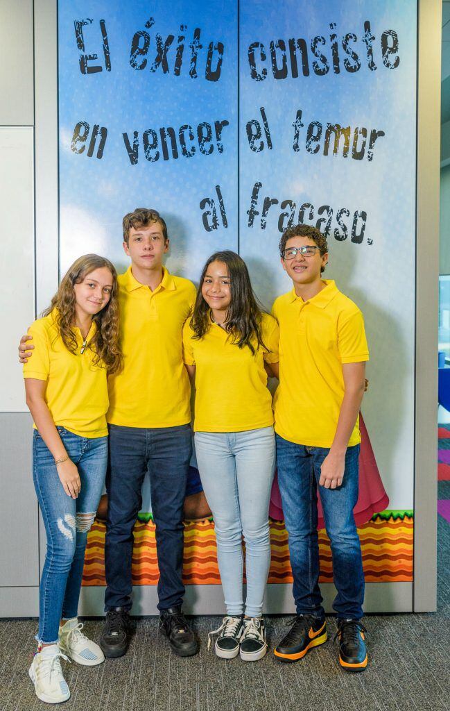 Baldosas que generan electricidad, emprendimiento sostenible y juvenil en Panamá