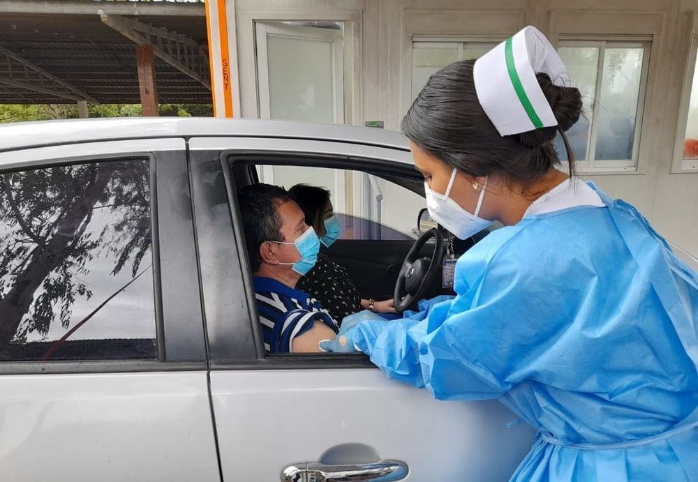 Con la llegada del nuevo lote de AstraZeneca se espera vacunar a unas 5 mil personas por día en los auto rápidos