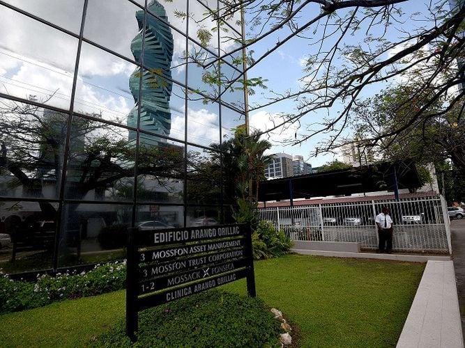 Mossack Fonseca cerraría más oficinas