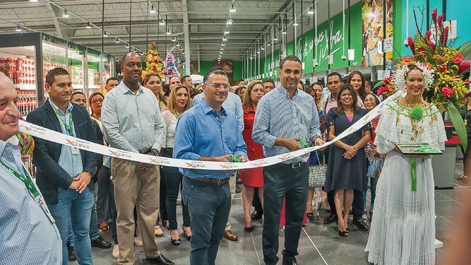 Inauguración del nuevo Súper Xtra, sucursal Transístmica