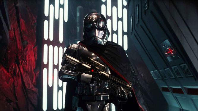 ‘Star Wars’: The Force Awakens continúa imbatible