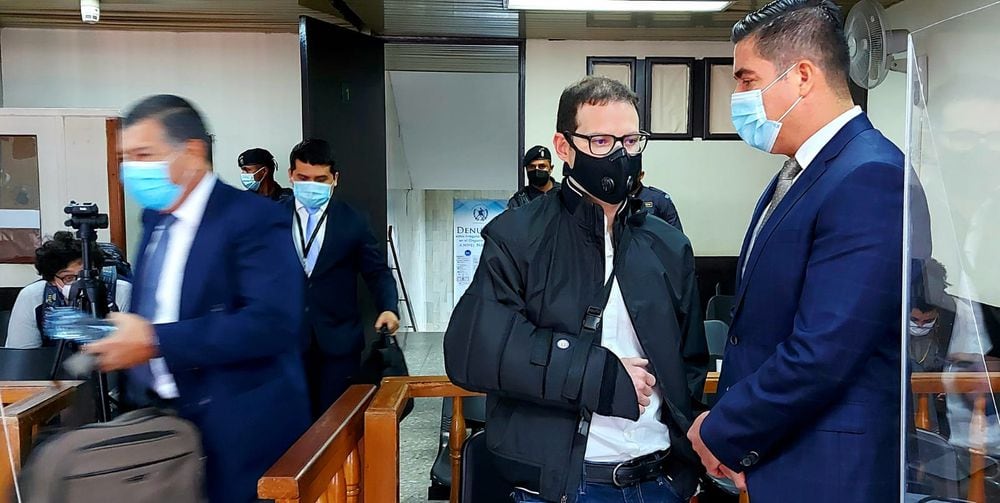 Guatemala: se suspende audiencia a Luis Enrique Martinelli, para que su abogado revise el expediente