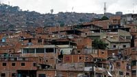 Ricos, clase media y pobres: la crisis golpea a todos en  Venezuela