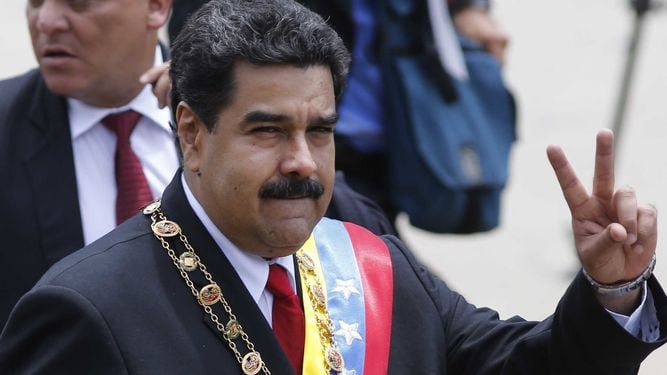 Nicolás Maduro aísla a la oposición en Venezuela