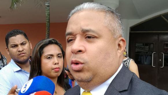 Ricardo Martinelli es sometido a nuevo examen médico