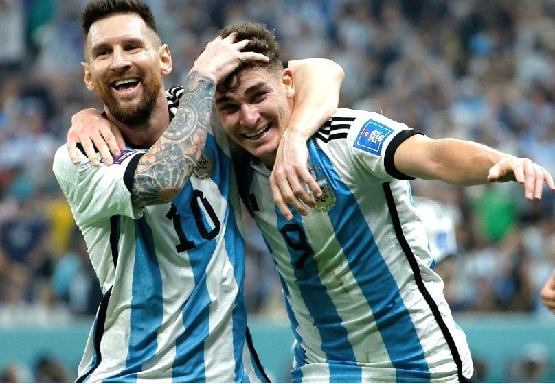 Julian Álvarez, el niño que soñó con jugar con Argentina en el Mundial y con Messi