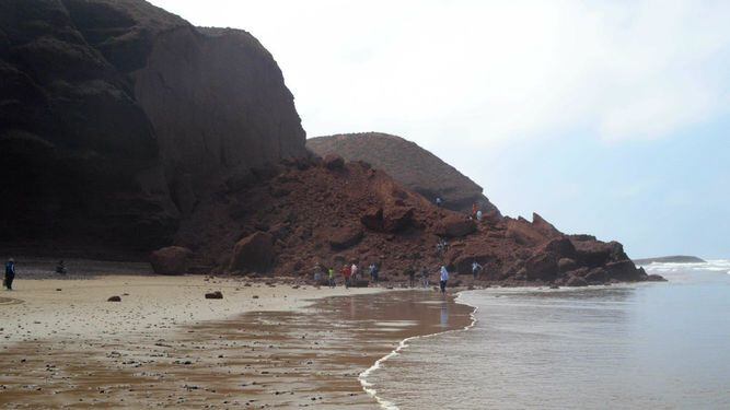 Se derrumba uno de los célebres arcos en roca natural de Legzira, en Marruecos