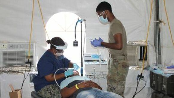 Pacientes de diferentes provincias son beneficiados con el buque hospital que está en Colón