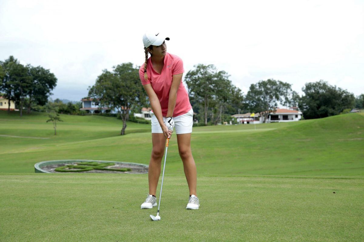 Laura Restrepo, la golfista de Panamá que podría representarnos en la LPGA