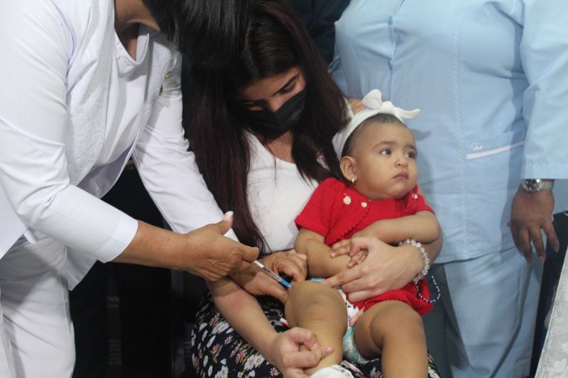 Vacunas de influenza y hexavalante están disponible en las 15 regiones de salud 