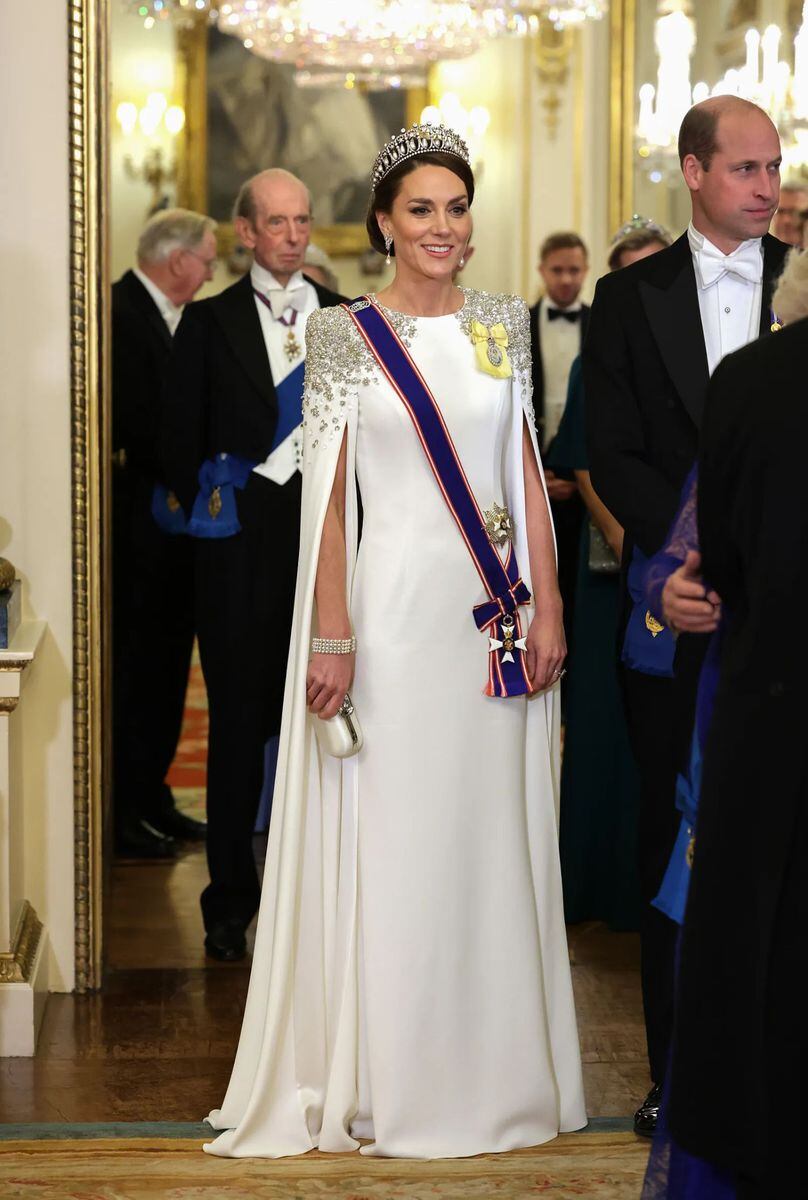 Kate Middleton se viste de novia para su primera aparición de etiqueta como Princesa de Gales