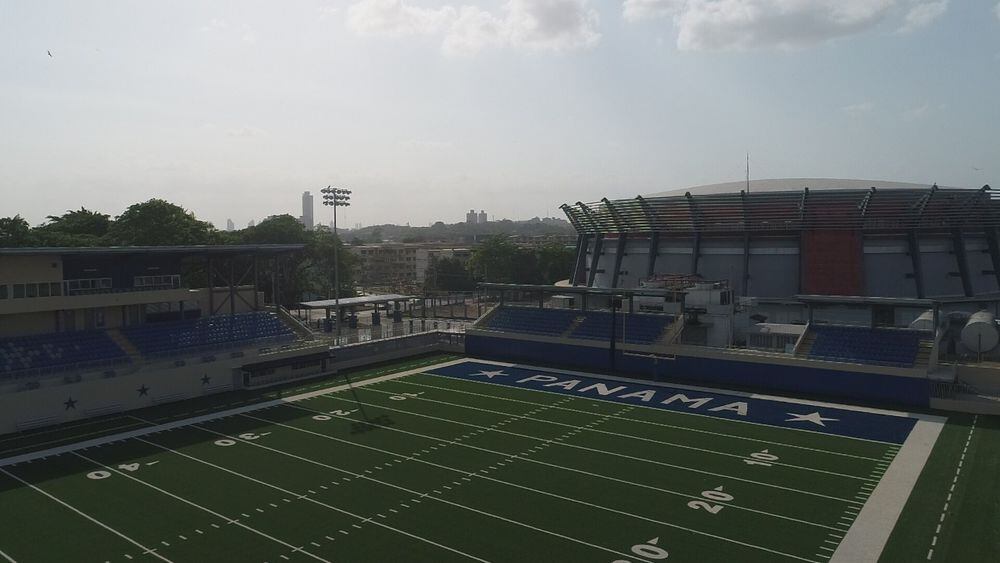 Inauguran el nuevo estadio de ‘football’ americano Emilio Royo