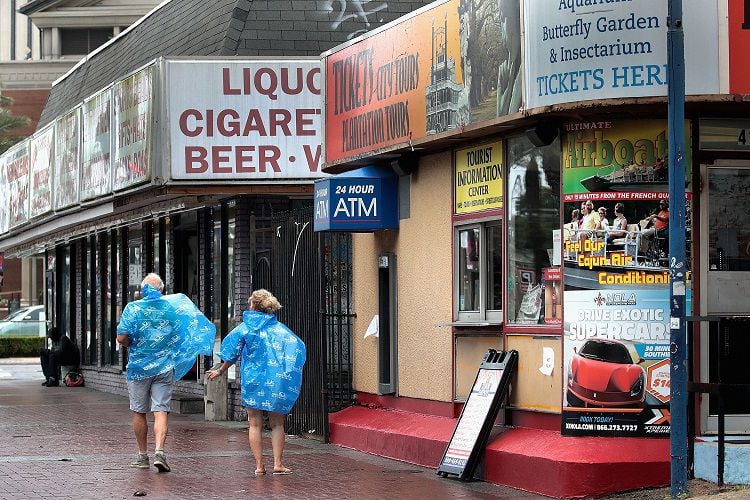 La tormenta tropical Barry se dirige a Luisiana y amenaza con convertirse en huracán este sábado