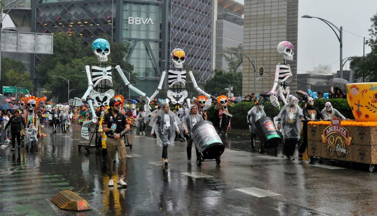 FOTOS: Así fue el desfile de catrinas en México en anticipación al Día de Muertos