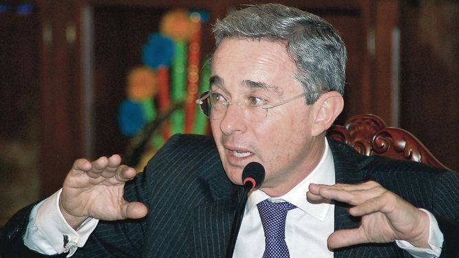 Álvaro Uribe hablará sobre condena a exfuncionarios de su Gobierno